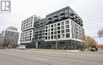 1037 The Queensway in Toronto, ON - Building Photo - Building Photo