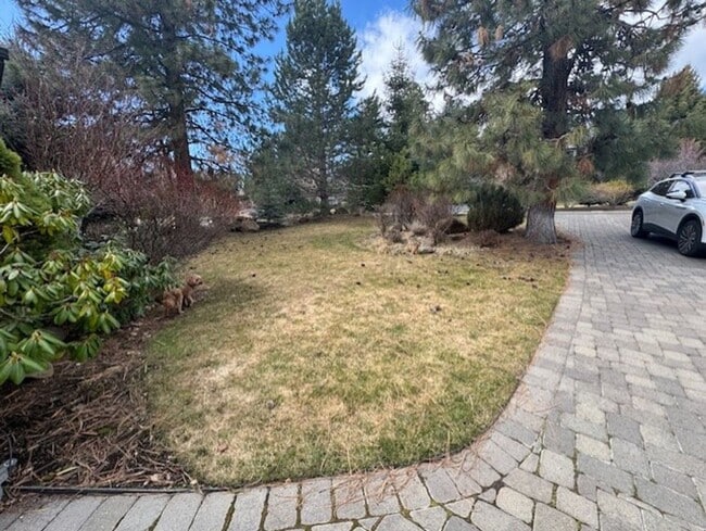 3049 NW Jewell Way in Bend, OR - Building Photo - Building Photo