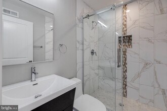 2113 Master St in Philadelphia, PA - Building Photo - Building Photo