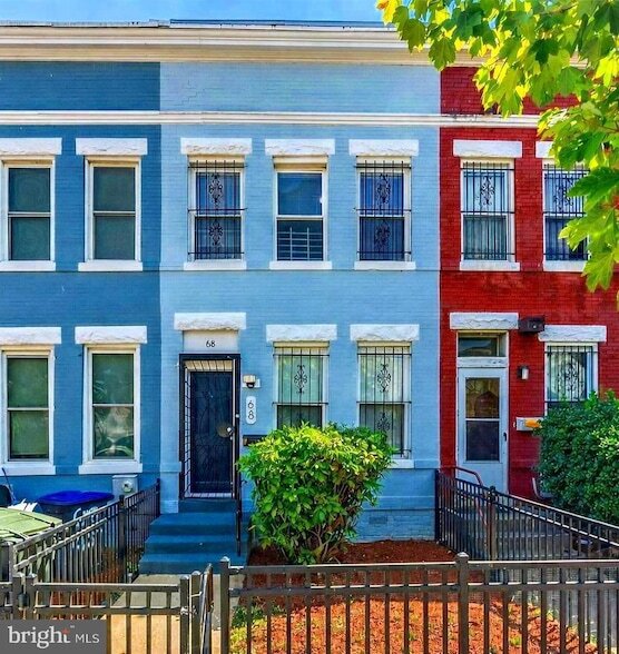 property at 68 O St NW