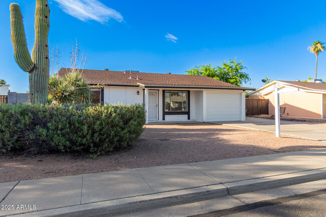 2336 W Plata Ave in Mesa, AZ - Building Photo - Building Photo