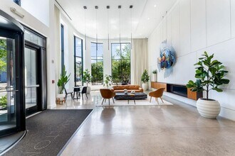 255 BRUNSWICK St in Jersey City, NJ - Building Photo - Building Photo