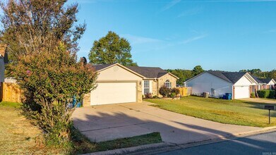 10 Meadow Ridge Loop in Maumelle, AR - Building Photo - Building Photo
