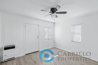 4853 Mansfield St in San Diego, CA - Building Photo - Building Photo