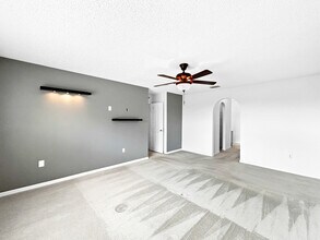 1035 Ronlin St in Haines City, FL - Foto de edificio - Building Photo