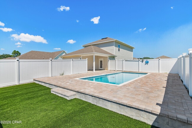 56 Silverthorn St in Freeport, FL - Building Photo - Building Photo