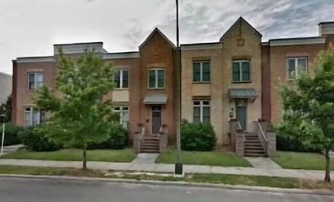 property at 411 S Harrison St