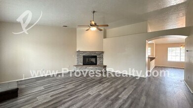 14871 Apple Valley Rd in Apple Valley, CA - Building Photo - Building Photo