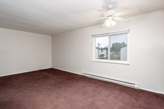 Pleasant View Apartments in Fredericktown, OH - Building Photo - Building Photo