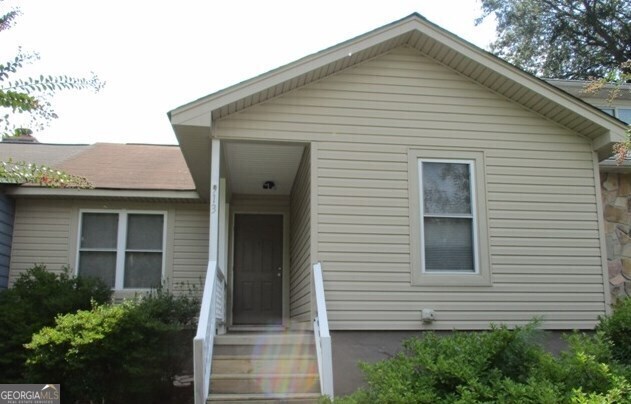 913 Ohara Dr in Jonesboro, GA - Building Photo
