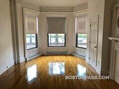 1061 Beacon St in Brookline, MA - Building Photo - Building Photo