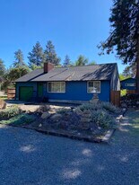 525 NE Revere Ave in Bend, OR - Building Photo