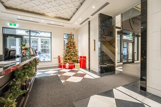 955 Bay St. in Toronto, ON - Building Photo - Building Photo