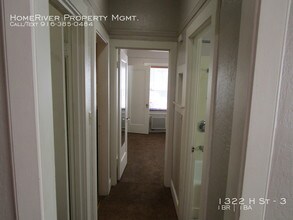 1322 H St-Unit -3 in Sacramento, CA - Building Photo - Building Photo