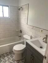 319 Atwood St, Unit Third Floor in Pittsburgh, PA - Building Photo