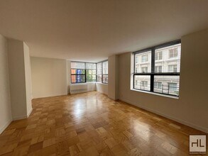 West 87th Street, Unit 4K in New York, NY - Building Photo - Building Photo