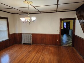 54 Arch St in Manchester, CT - Building Photo - Building Photo