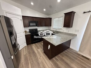 1347 Skip St in Eagle Mountain, UT - Building Photo - Building Photo