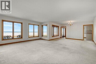 12906 Riverside Dr E in Tecumseh, ON - Building Photo - Building Photo