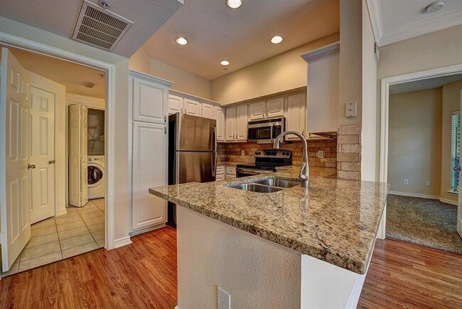 property at 1901 Post Oak Park Dr