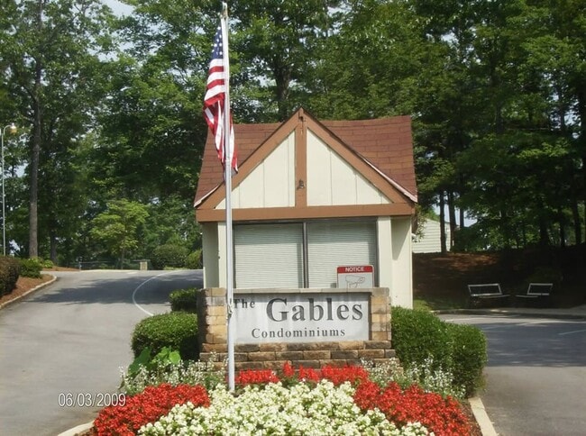 808 Gables Dr in Hoover, AL - Building Photo - Building Photo