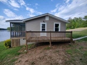 114 Residence Dr in Cross Hill, SC - Building Photo - Building Photo