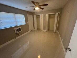 1859 Wiley St in Hollywood, FL - Building Photo - Building Photo