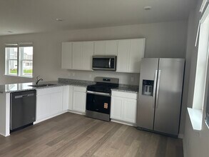 10964 Farmerfield St in Milford, DE - Foto de edificio - Building Photo