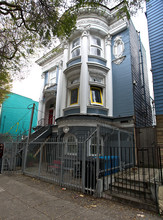 2731 Folsom St in San Francisco, CA - Building Photo - Building Photo