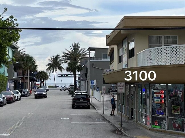 property at 3100 NE 9th St