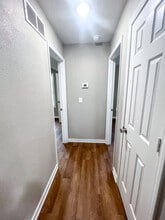 320 W South St in Warrensburg, MO - Building Photo - Building Photo