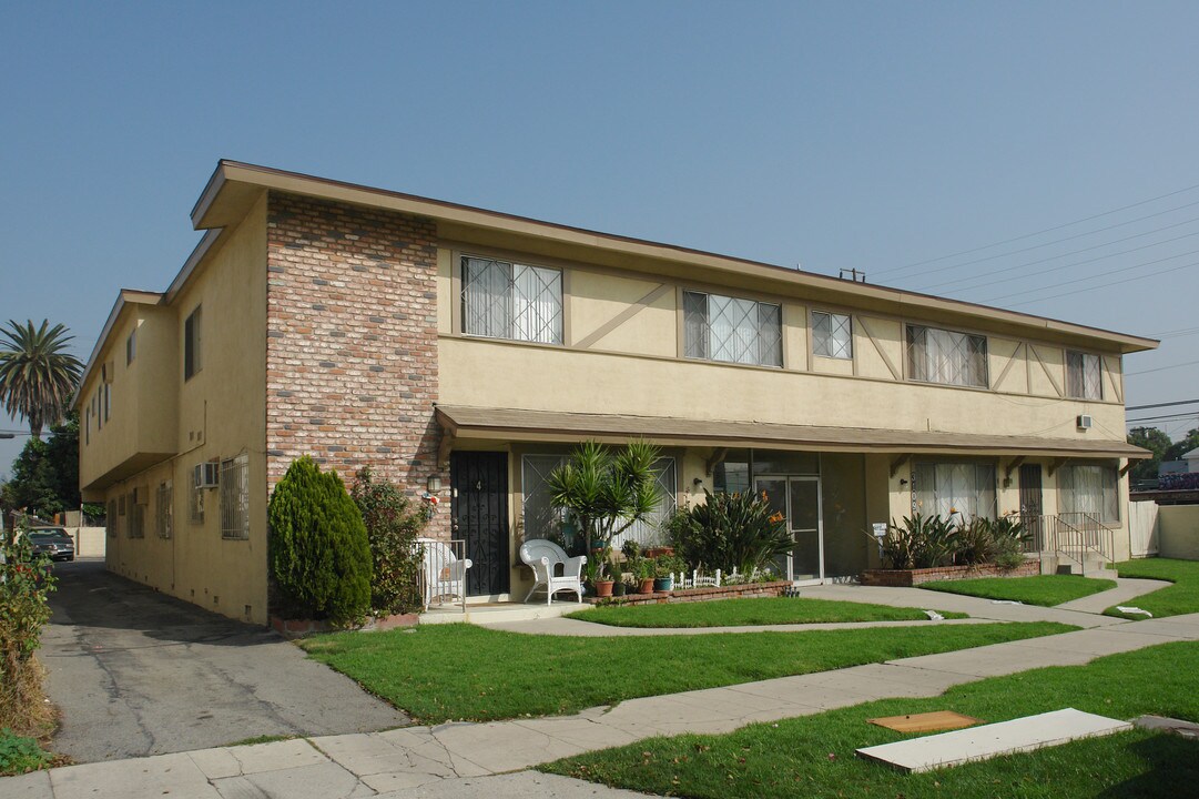 3109 Perlita Ave in Los Angeles, CA - Building Photo