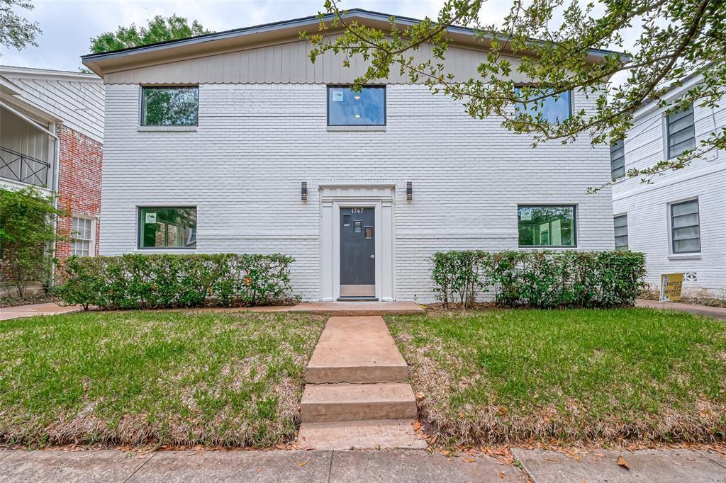 1747 Wroxton Ct in Houston, TX - Building Photo