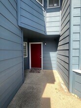 2220 Exposition Dr in San Luis Obispo, CA - Building Photo - Building Photo