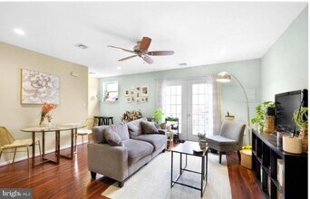 1138 South St in Philadelphia, PA - Building Photo - Building Photo