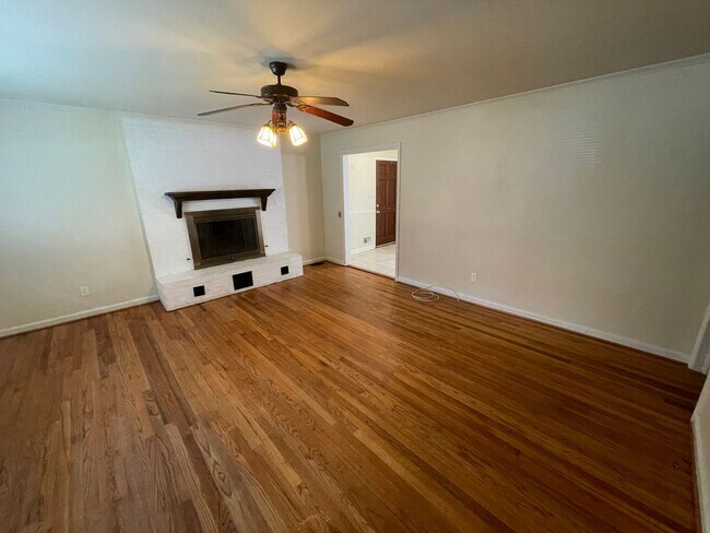 210 Kenwood Dr in Shelby, NC - Building Photo - Building Photo