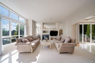 15638 33 Av in Surrey, BC - Building Photo - Building Photo