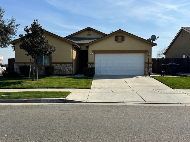 property at 2302 S Grand St