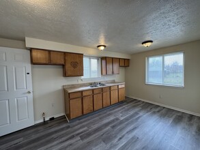 3015 Dalton Pl SW in Canton, OH - Building Photo - Building Photo
