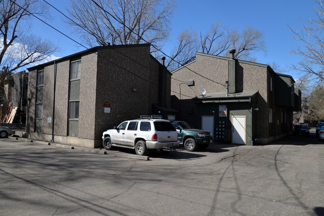 1920 Canyon Blvd in Boulder, CO - Building Photo - Building Photo