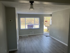1680 Morris Ave in Irwin, PA - Building Photo - Building Photo