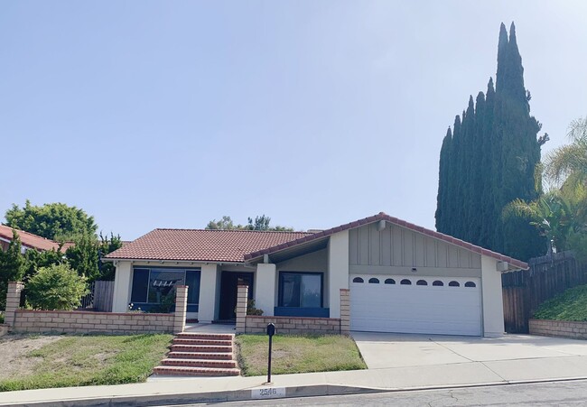 property at 2546 Cranberry Ln
