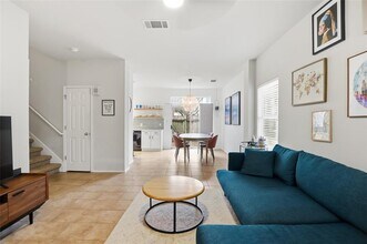 4501 Whispering Valley Dr in Austin, TX - Building Photo - Building Photo