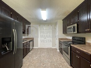 119 Lonesome Doe Cir in Kathleen, GA - Building Photo - Building Photo