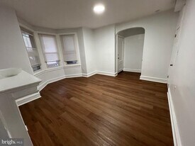 121 S 55th St in Philadelphia, PA - Building Photo