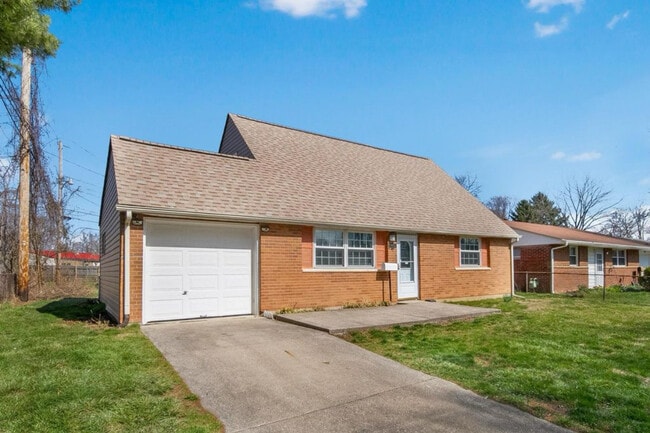 1602 Vilardo Ln in Columbus, OH - Building Photo - Building Photo