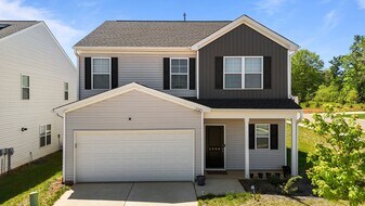 2298 Beechwood Vw Dr in Winston-Salem, NC - Building Photo