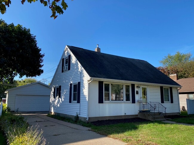property at 908 Jackson St