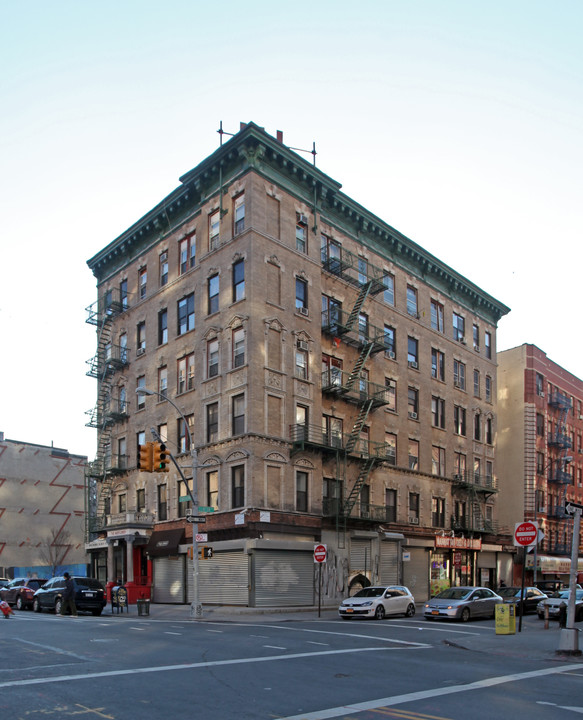 Mayflower in New York, NY - Building Photo