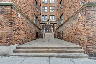 225 East 202nd Street in Bronx, NY - Building Photo - Floor Plan